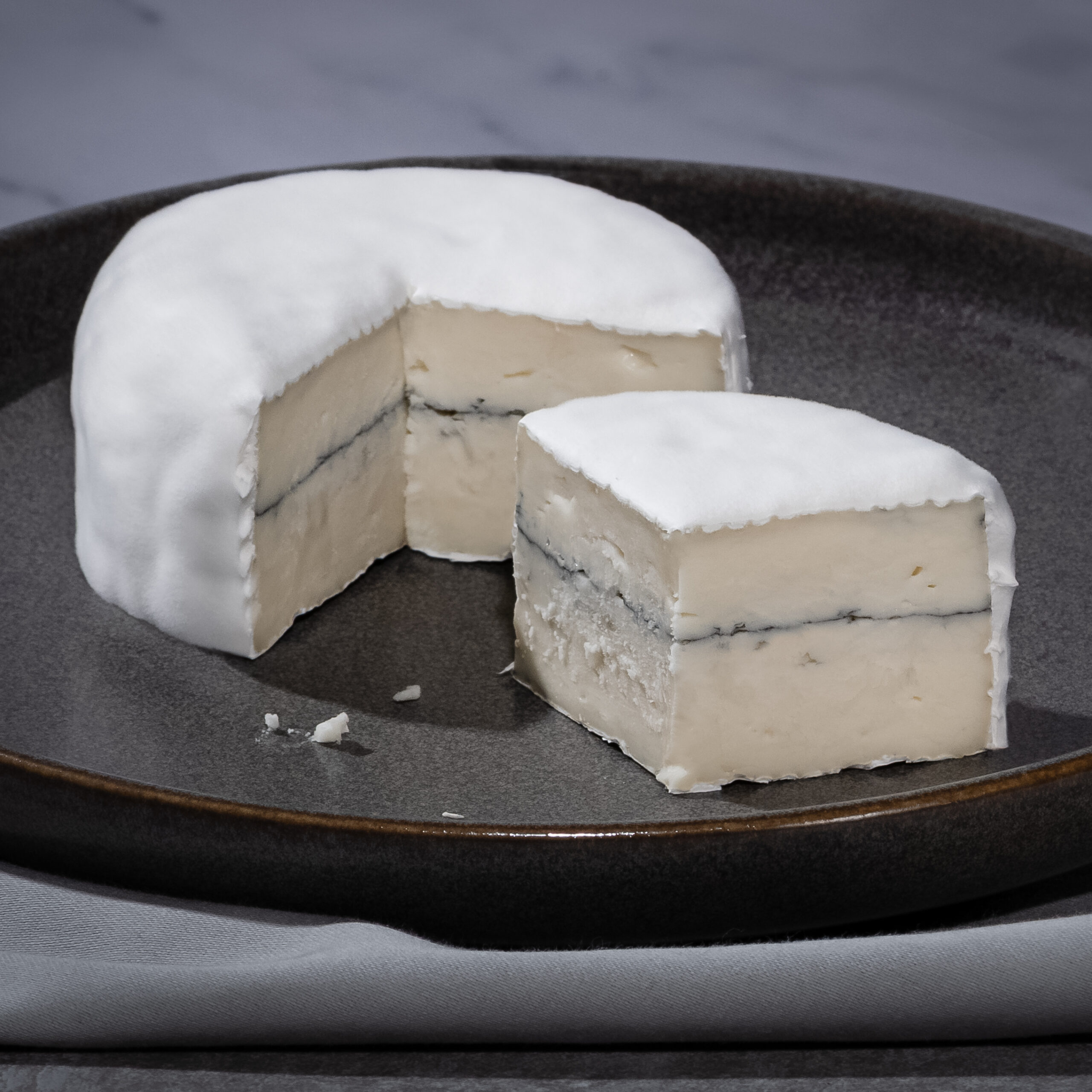 CENDRÉ DES PRÉS